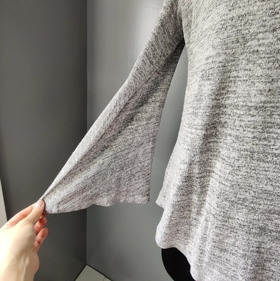 Loft Bell Sleeve Grey Top - Picture 4 of 4